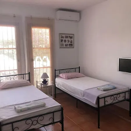 La Fuenta Villa