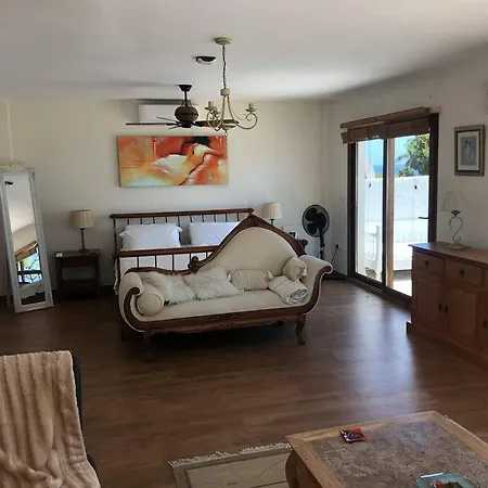 La Fuenta Villa
